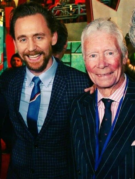 is tom hiddleston a father.